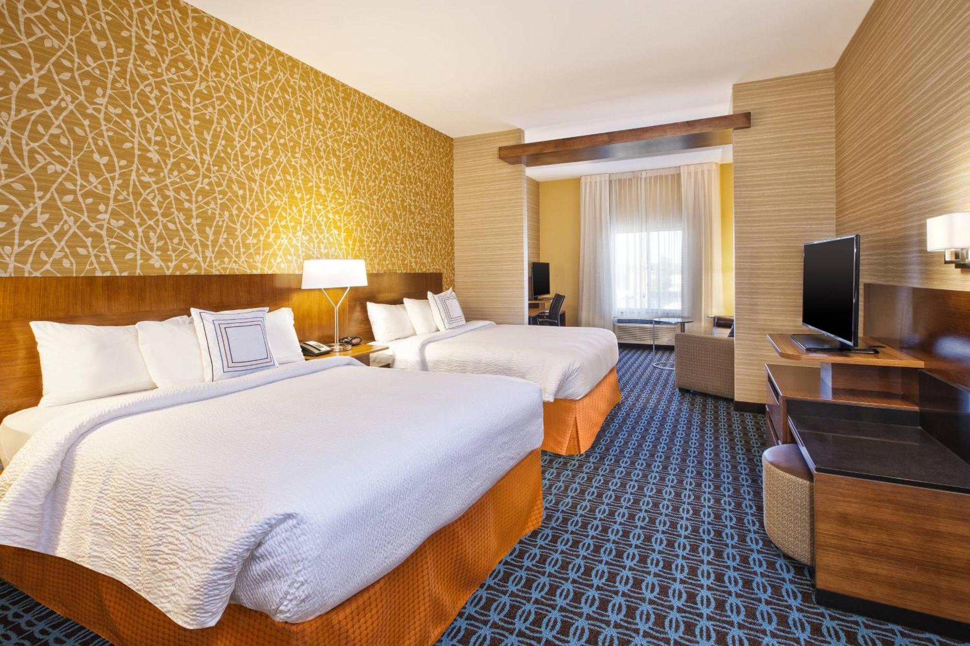 Fairfield Inn & Suites By Marriott Plattsburgh Bagian luar foto
