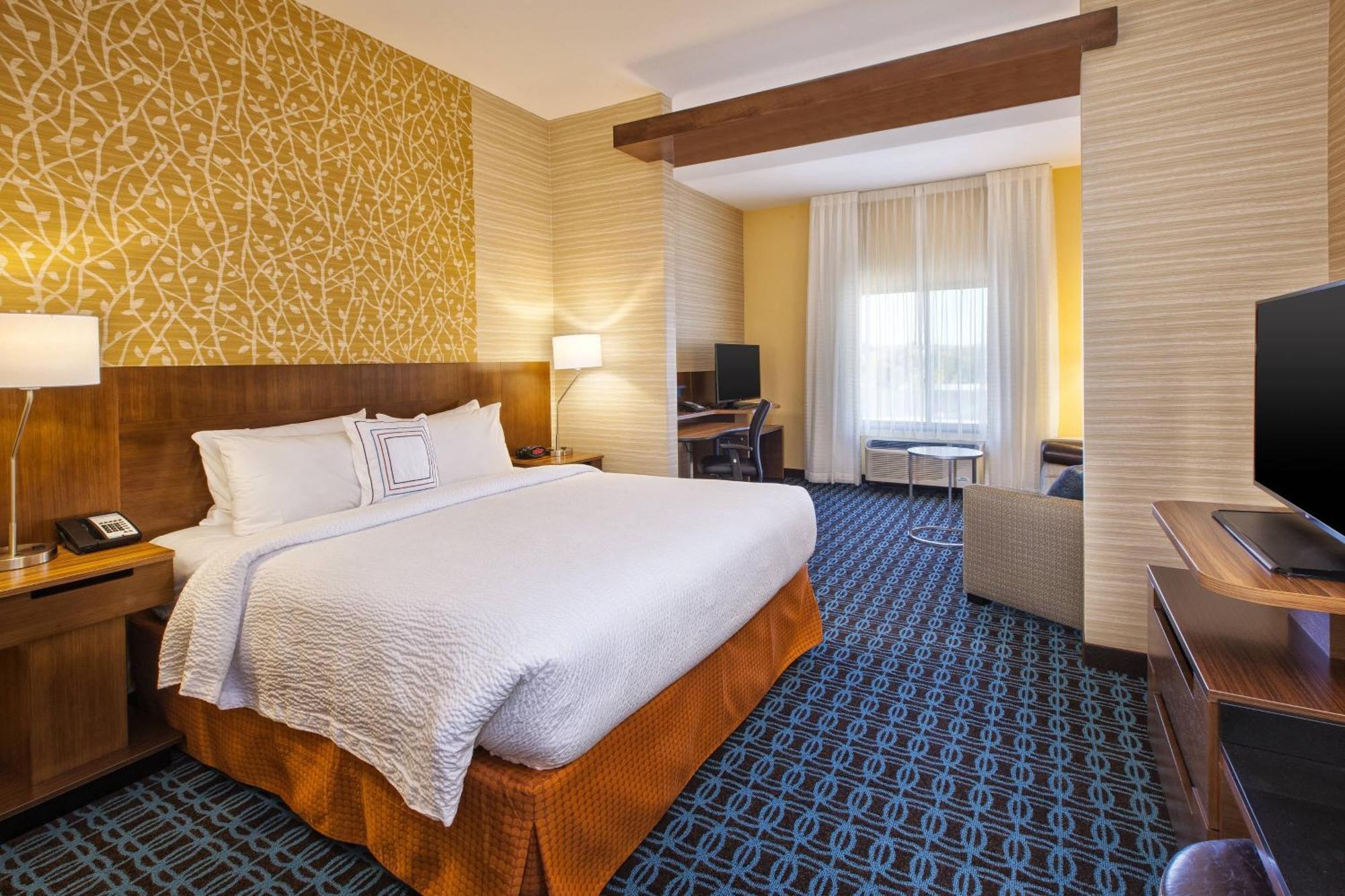Fairfield Inn & Suites By Marriott Plattsburgh Bagian luar foto