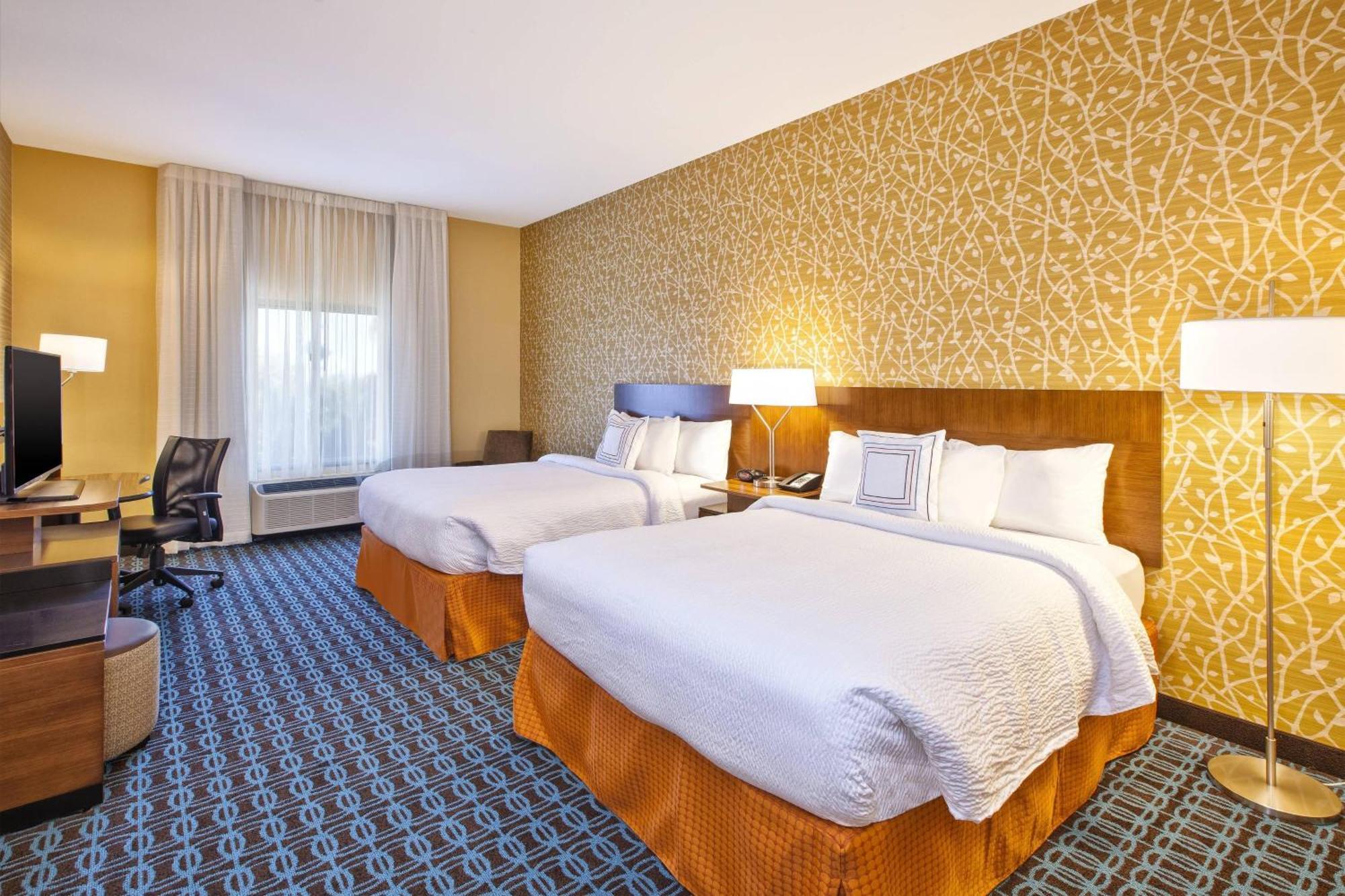 Fairfield Inn & Suites By Marriott Plattsburgh Bagian luar foto