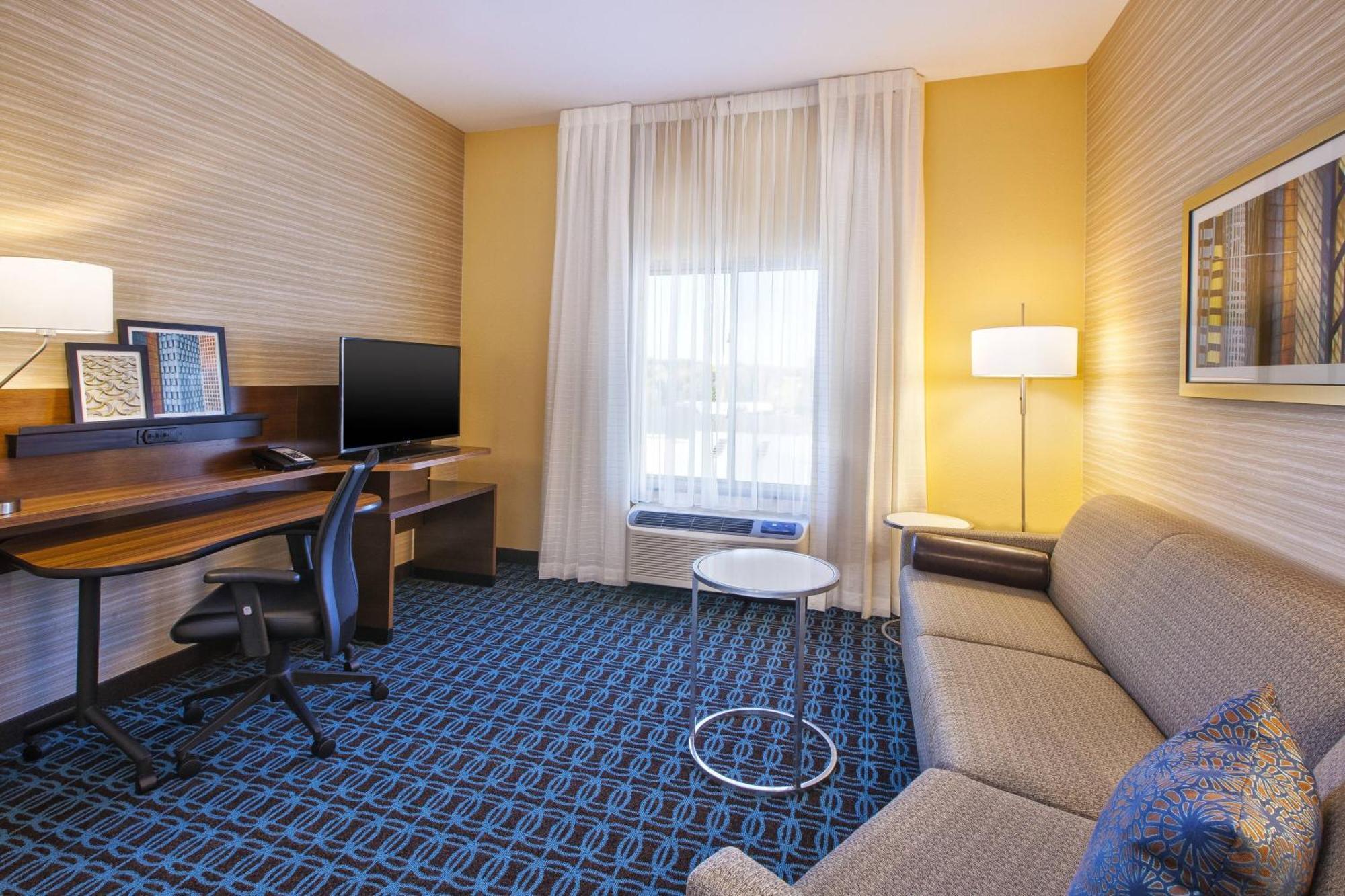 Fairfield Inn & Suites By Marriott Plattsburgh Bagian luar foto