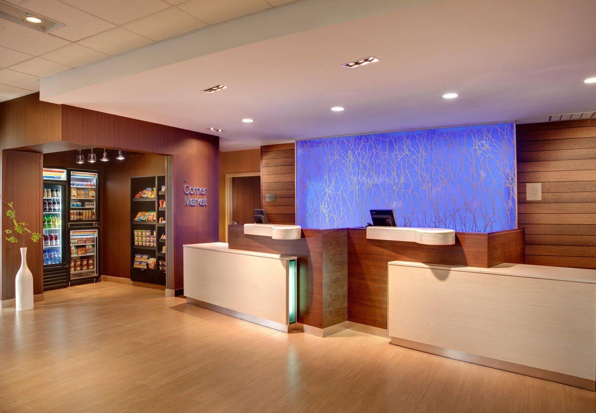 Fairfield Inn & Suites By Marriott Plattsburgh Bagian luar foto